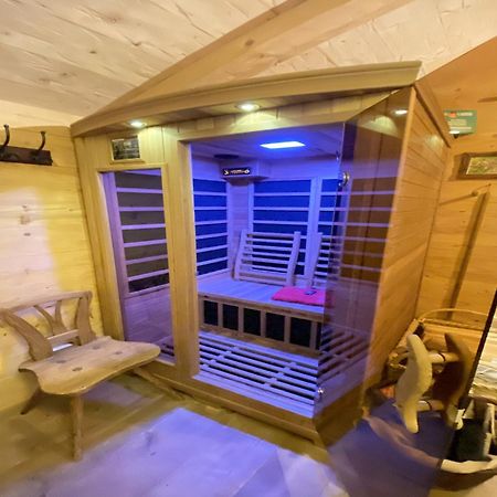 Eco Friendly Chalet Near The Lake In Asten Титмонинг Экстерьер фото