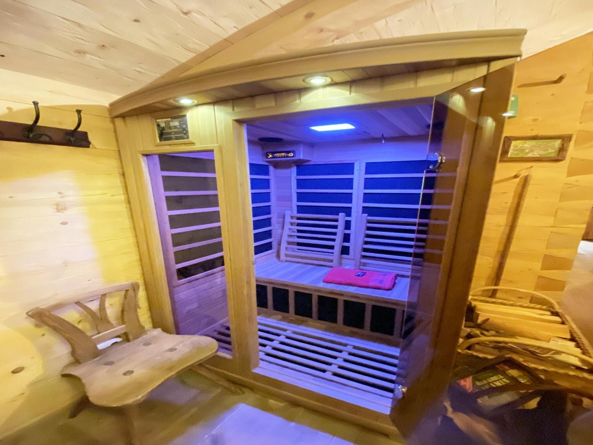 Eco Friendly Chalet Near The Lake In Asten Титмонинг Экстерьер фото